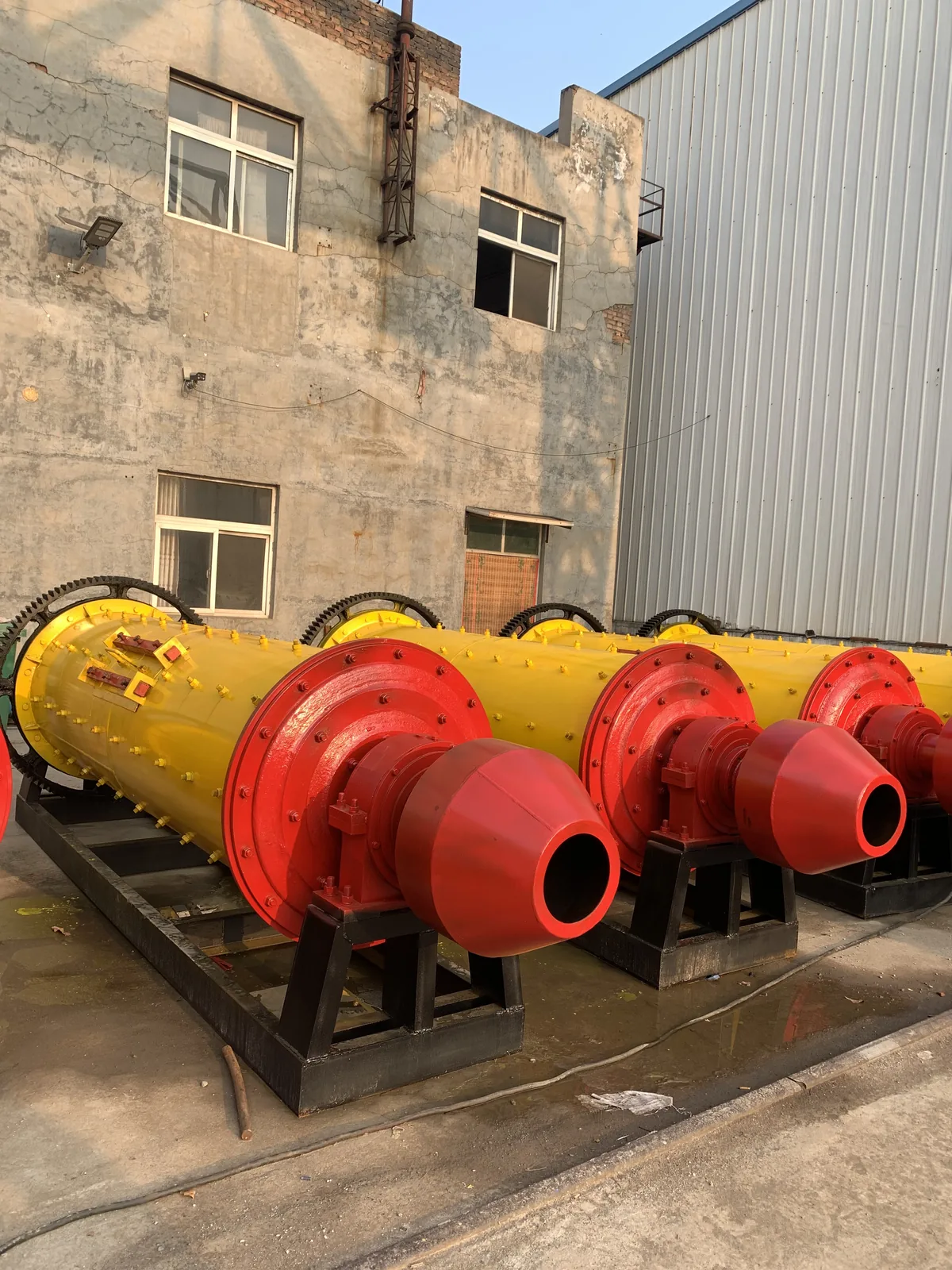 Ball mill equipment photographed in Gongyi, China